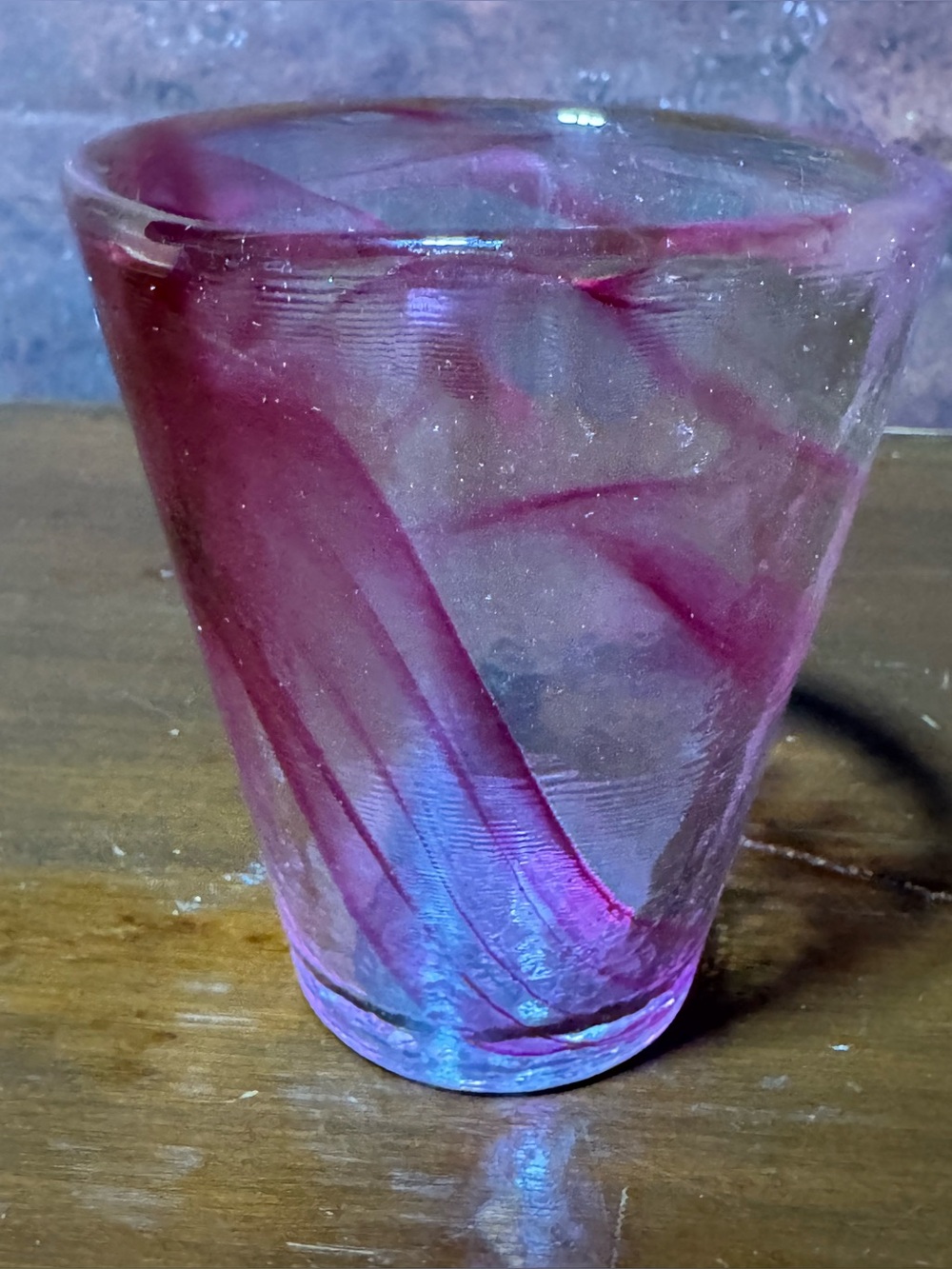 KOSTA BODA MINE PINK SWIRL ART GLASS VASE – ULRICA HYDMAN VALLIEN 4 1/4”